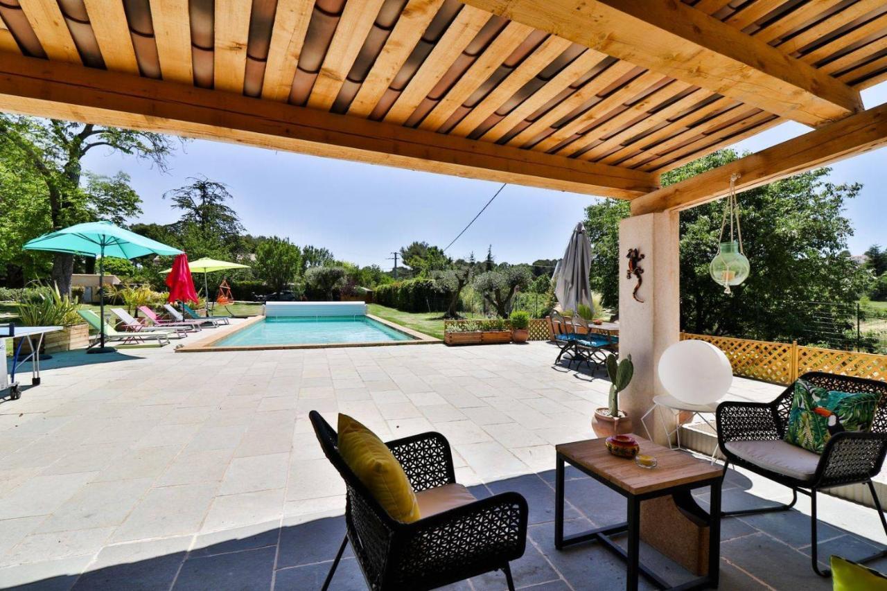 Bed and Breakfast Le Mas De La Calade Экс-ан-Прованс Экстерьер фото